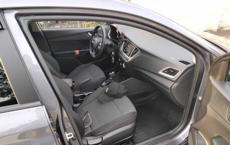 Hyundai Solaris II рестайлинг, 2022 год, 1 620 000 рублей, 1 фотография