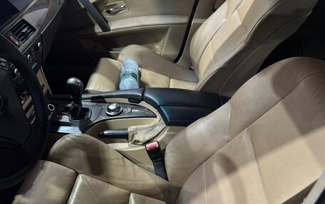 BMW 5 серия, 2003 год, 650 000 рублей, 3 фотография