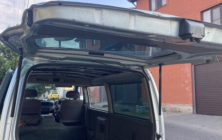 Nissan Caravan IV, 2001 год, 800 000 рублей, 9 фотография