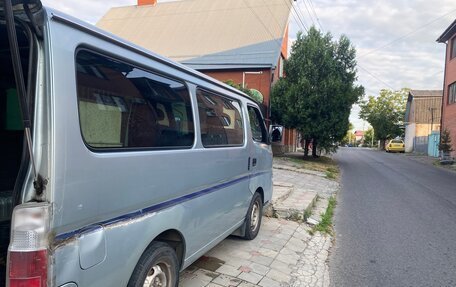 Nissan Caravan IV, 2001 год, 800 000 рублей, 11 фотография