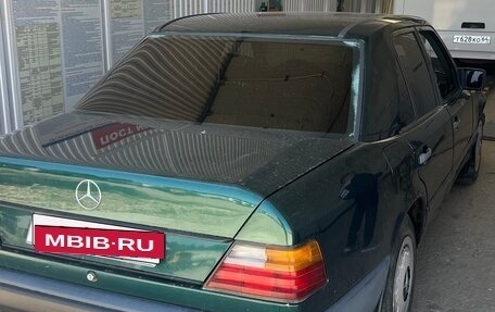 Mercedes-Benz W124, 1987 год, 250 000 рублей, 2 фотография