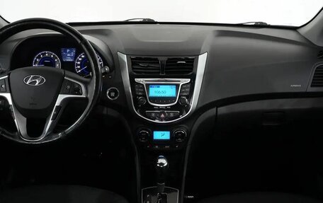Hyundai Solaris II рестайлинг, 2012 год, 780 000 рублей, 5 фотография