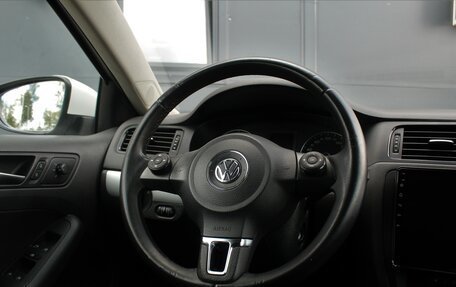 Volkswagen Jetta VI, 2012 год, 1 060 000 рублей, 9 фотография