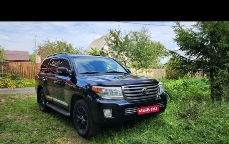 Toyota Land Cruiser 200, 2015 год, 5 400 000 рублей, 1 фотография