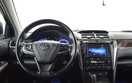 Toyota Camry, 2016 год, 2 380 000 рублей, 12 фотография