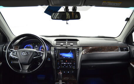 Toyota Camry, 2016 год, 2 380 000 рублей, 19 фотография