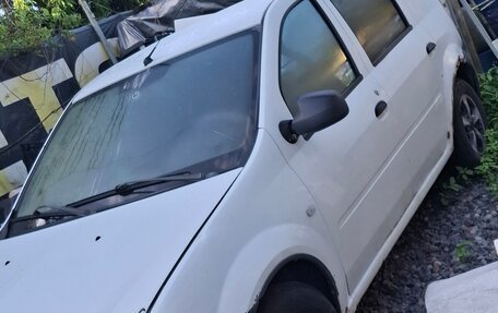 Renault Logan I, 2013 год, 290 000 рублей, 2 фотография