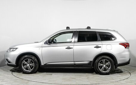 Mitsubishi Outlander III рестайлинг 3, 2017 год, 1 549 898 рублей, 8 фотография