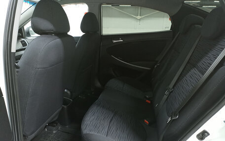 Hyundai Solaris II рестайлинг, 2015 год, 925 950 рублей, 15 фотография