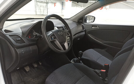 Hyundai Solaris II рестайлинг, 2015 год, 925 950 рублей, 20 фотография