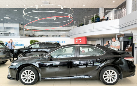 Toyota Camry, 2021 год, 2 535 000 рублей, 10 фотография