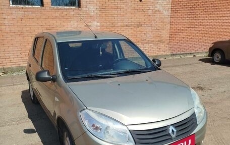 Renault Sandero I, 2010 год, 410 000 рублей, 1 фотография