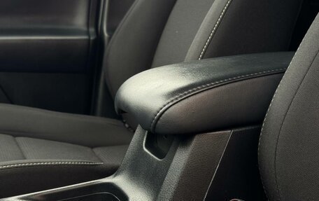 Toyota RAV4, 2019 год, 2 690 000 рублей, 23 фотография