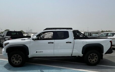 Toyota Tacoma, 2024 год, 10 600 000 рублей, 2 фотография
