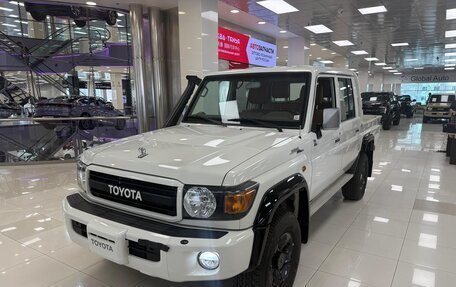 Toyota Land Cruiser 70, 2022 год, 8 500 000 рублей, 2 фотография