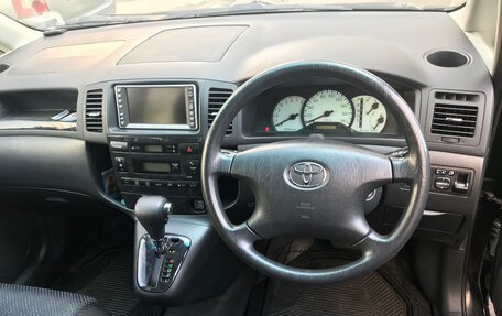 Toyota Corolla Spacio II, 2003 год, 800 000 рублей, 8 фотография