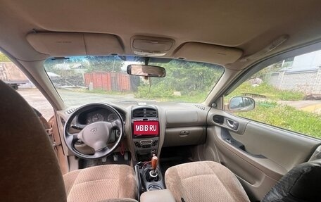 Hyundai Santa Fe III рестайлинг, 2004 год, 640 000 рублей, 15 фотография
