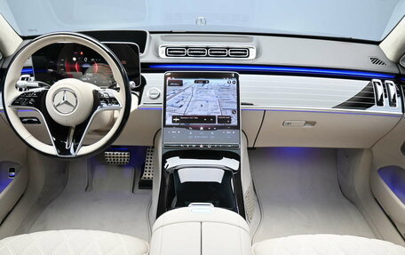 Mercedes-Benz S-Класс, 2024 год, 35 990 000 рублей, 11 фотография
