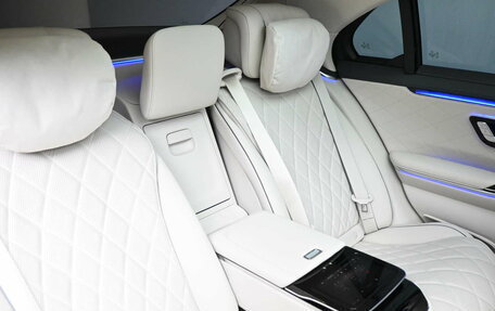 Mercedes-Benz S-Класс, 2024 год, 35 990 000 рублей, 23 фотография