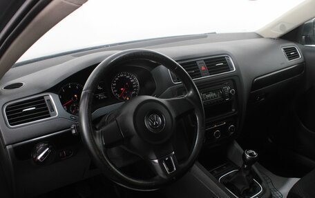 Volkswagen Jetta VI, 2011 год, 790 000 рублей, 16 фотография