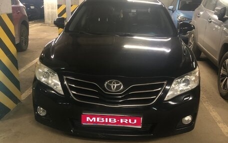 Toyota Camry, 2011 год, 1 350 000 рублей, 1 фотография