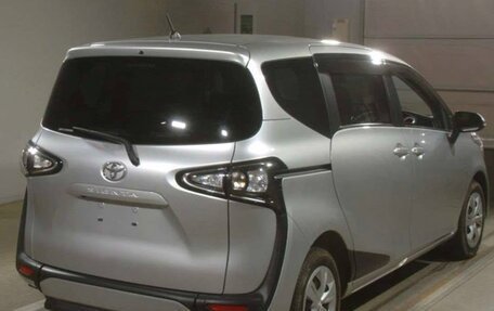 Toyota Sienta II, 2021 год, 1 430 000 рублей, 4 фотография