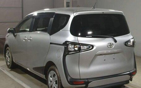 Toyota Sienta II, 2021 год, 1 430 000 рублей, 3 фотография