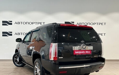 Cadillac Escalade III, 2011 год, 1 499 000 рублей, 5 фотография