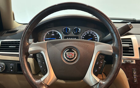 Cadillac Escalade III, 2011 год, 1 499 000 рублей, 15 фотография