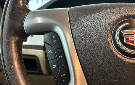 Cadillac Escalade III, 2011 год, 1 499 000 рублей, 16 фотография