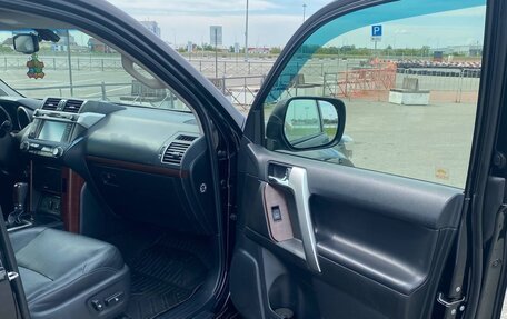 Toyota Land Cruiser Prado 150 рестайлинг 2, 2017 год, 4 600 000 рублей, 17 фотография