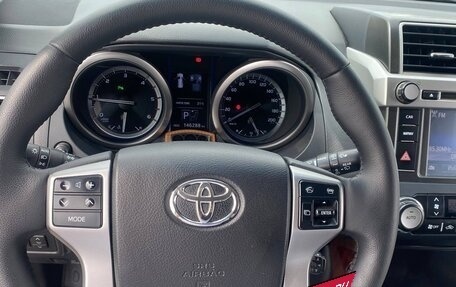 Toyota Land Cruiser Prado 150 рестайлинг 2, 2017 год, 4 600 000 рублей, 13 фотография
