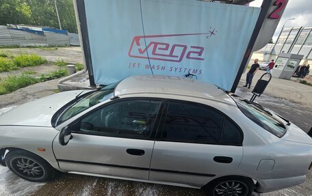 Mitsubishi Carisma I, 1998 год, 160 000 рублей, 5 фотография
