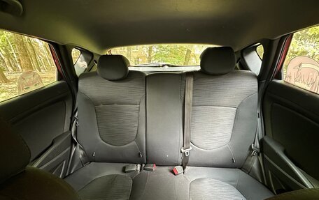 Hyundai Solaris II рестайлинг, 2015 год, 950 000 рублей, 10 фотография