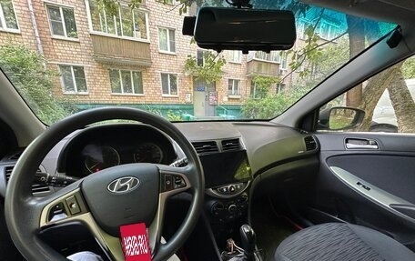 Hyundai Solaris II рестайлинг, 2015 год, 950 000 рублей, 8 фотография
