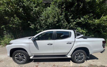 Mitsubishi L200 IV рестайлинг, 2021 год, 3 300 000 рублей, 4 фотография