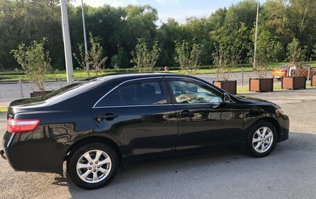 Toyota Camry, 2011 год, 1 350 000 рублей, 4 фотография