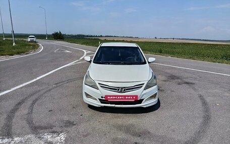 Hyundai Solaris II рестайлинг, 2015 год, 420 000 рублей, 10 фотография