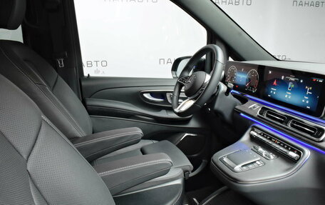 Mercedes-Benz V-Класс, 2024 год, 15 450 000 рублей, 9 фотография
