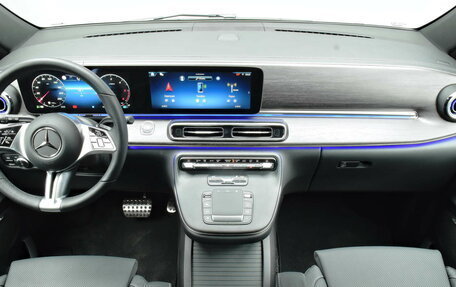 Mercedes-Benz V-Класс, 2024 год, 15 450 000 рублей, 10 фотография