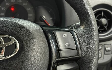 Toyota Vitz, 2019 год, 995 000 рублей, 12 фотография