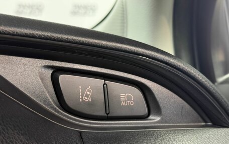 Toyota Vitz, 2019 год, 995 000 рублей, 10 фотография