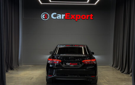 Toyota Camry, 2019 год, 2 590 000 рублей, 4 фотография