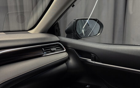 Toyota Camry, 2019 год, 2 590 000 рублей, 10 фотография
