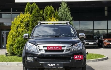 Isuzu D-Max II, 2018 год, 2 495 000 рублей, 2 фотография