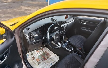 KIA Rio IV, 2018 год, 1 260 000 рублей, 2 фотография