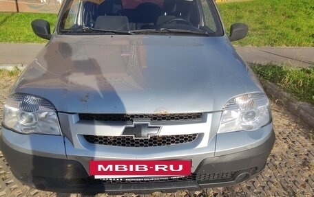 Chevrolet Niva I рестайлинг, 2014 год, 595 000 рублей, 12 фотография