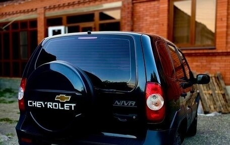 Chevrolet Niva I рестайлинг, 2011 год, 550 000 рублей, 1 фотография
