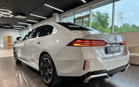 BMW 5 серия, 2024 год, 7 800 000 рублей, 9 фотография