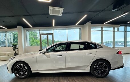 BMW 5 серия, 2024 год, 7 800 000 рублей, 11 фотография